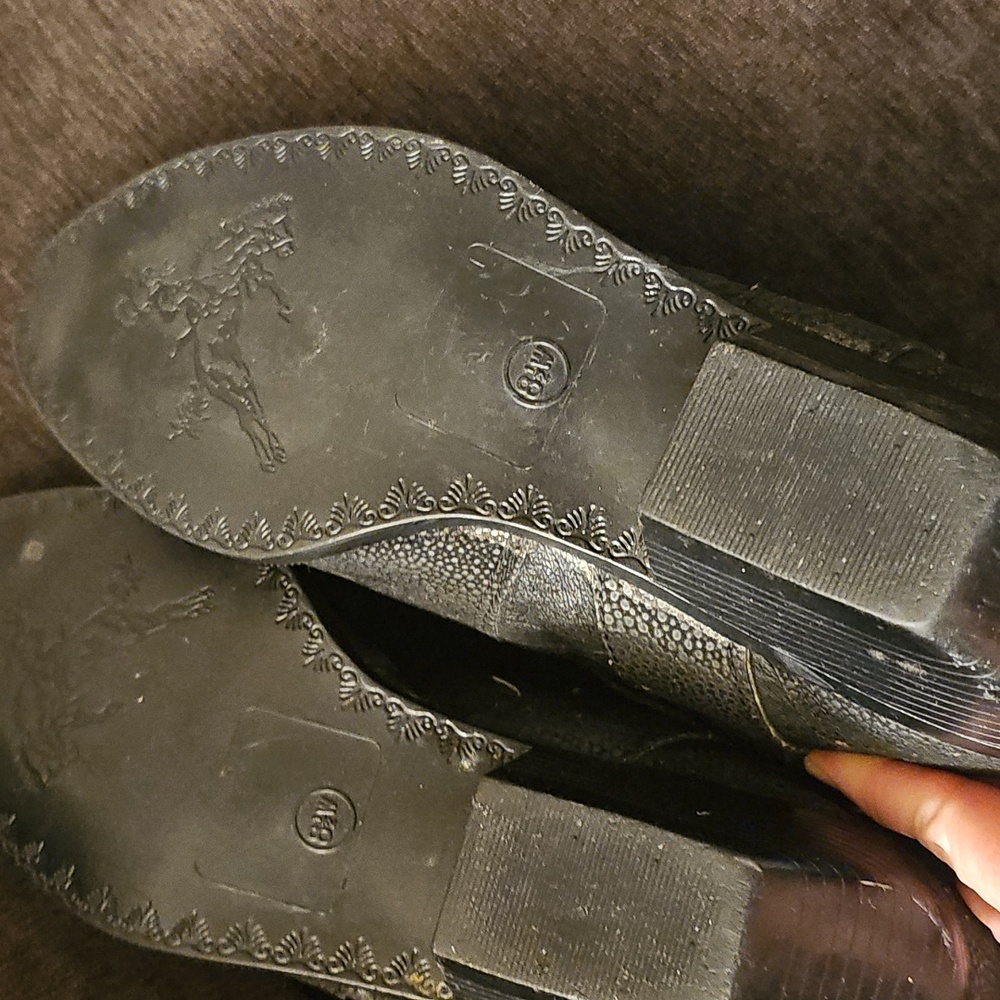 The Leather Connection Women's Boots - Picture 9 of 9